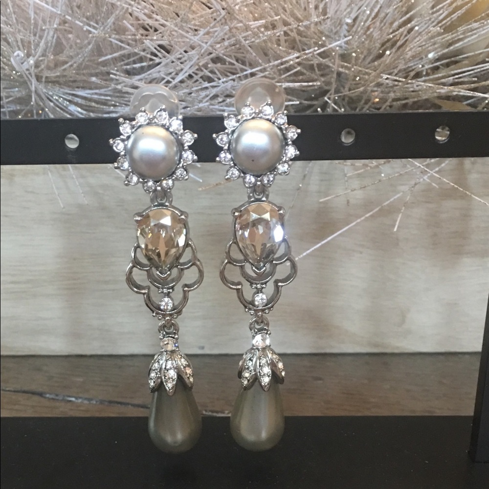 Oscar de la ranta earrings